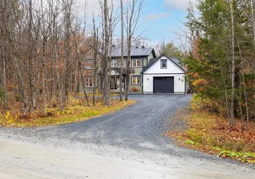 Two or more stories for sale - 85 Rue Frontalière, Repentigny, J0B2P0