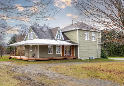 Bungalow à vendre - 101 1er Rang, St-Romain, G0Y1L0