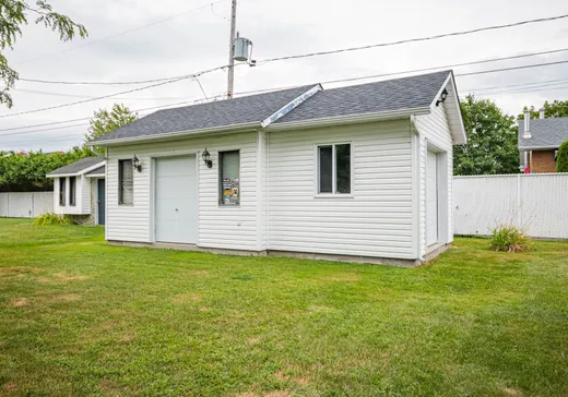 Maison à vendre - 575 Rue Besner, Salaberry-de-Valleyfield, J6T 6B7