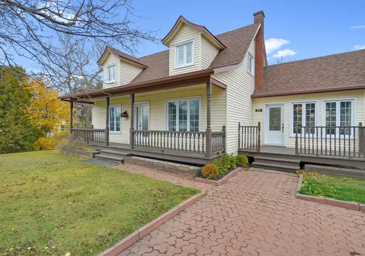 Maison à vendre - 235 Av. Drewitt, Rimouski, G5M 1L1