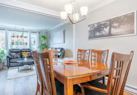 Maison à vendre - 1603 Rue Octave-Crémazie, St-Hubert, J3E 1N7