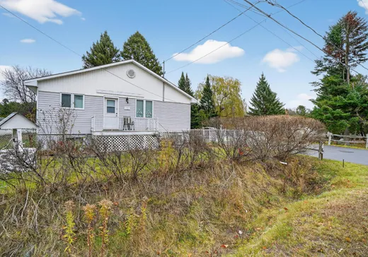 Maison à étages à vendre - 115 Rue Juteau, Saint-Calixte, J0K1Z0