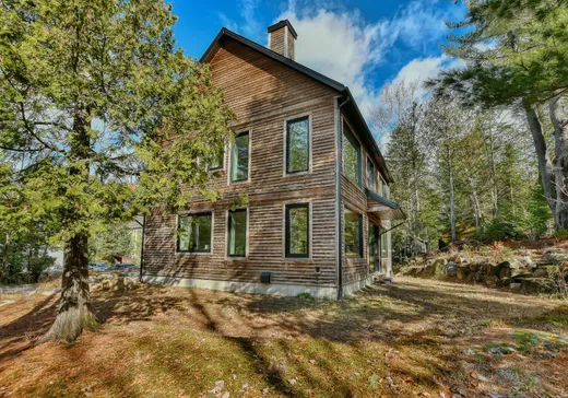 House for sale - 2466 Rue St-Adolphe, Val David, J0T 2N0