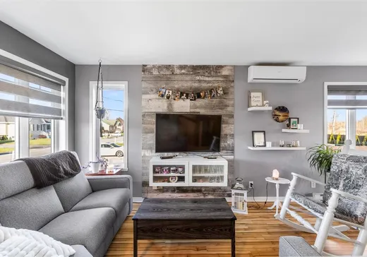 House for sale - 236 22e Avenue, Saint-Zotique, J0P 1Z0