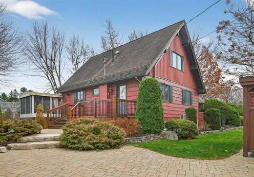 Maison à vendre - 22 Ch. Germain-Coupal, Saint-Faustin, J0T 1B0