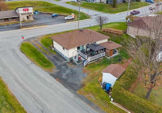 Maison à vendre - 15340 1re Avenue, Saint-Georges, G5Y 2A2