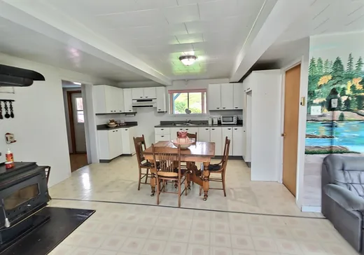 Maison à vendre - 65 Ch. du Golf, Matapedia, G5J 2A6