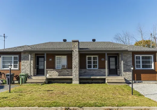 Maison à vendre - 102 Rue Armande-Biron, Sherbrooke, J1C 0W1