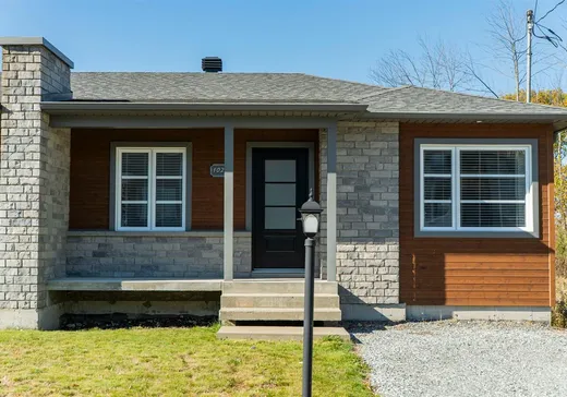 Maison à vendre - 102 Rue Armande-Biron, Sherbrooke, J1C 0W1