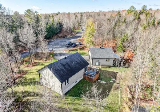 Maison à vendre - 454 Rue des Aulnes, Saint-Colomban, J5K 1S4