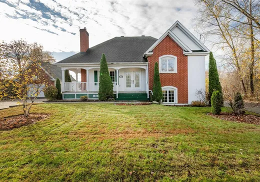 House for sale - 520 Rue Yamaska O., Farnham, J2N 1H2