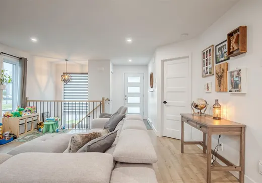 House for sale - 328 Rue Deslauriers, Farnham, J2N 0G4