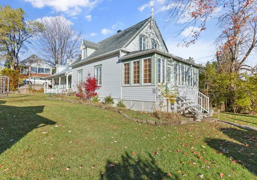 Maison à vendre - 11 Rue McMillan, Rigaud, J0P 1P0