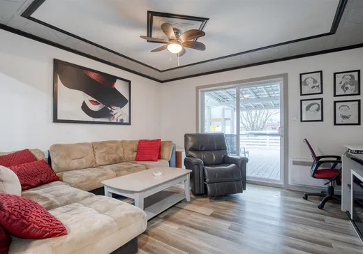 House for sale - 164 Rue St-Romuald, Farnham, J2N 2P2