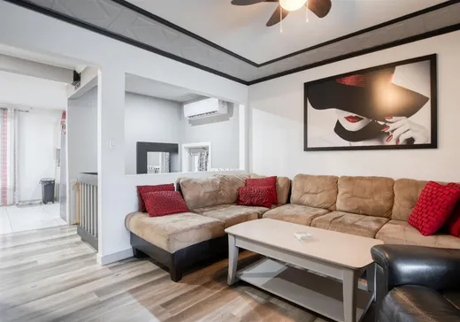 House for sale - 164 Rue St-Romuald, Farnham, J2N 2P2