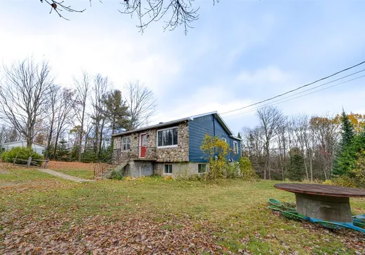 Bungalow for sale - 23 Ch. Pollock, Saint-Sauveur, J0R1A0