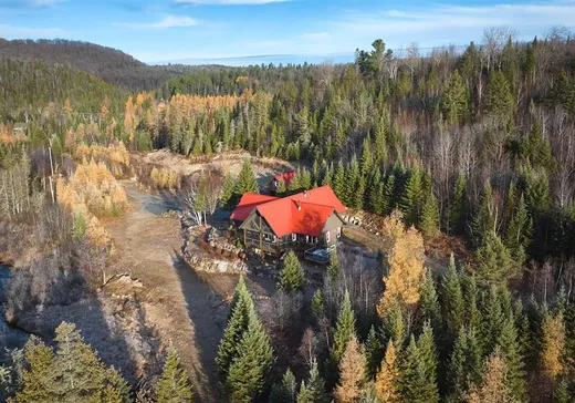 Maison à vendre - 6265 Ch. des Hauteurs, Sainte-Adèle, J8B 1N4