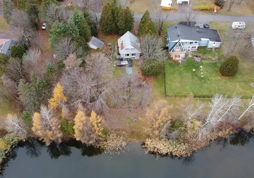 Maison à vendre - 11 Rue Martineau, St-Apollinaire, G0S 2E0