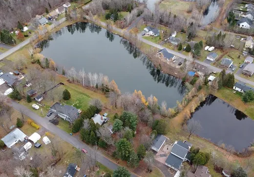 Maison à vendre - 11 Rue Martineau, St-Apollinaire, G0S 2E0