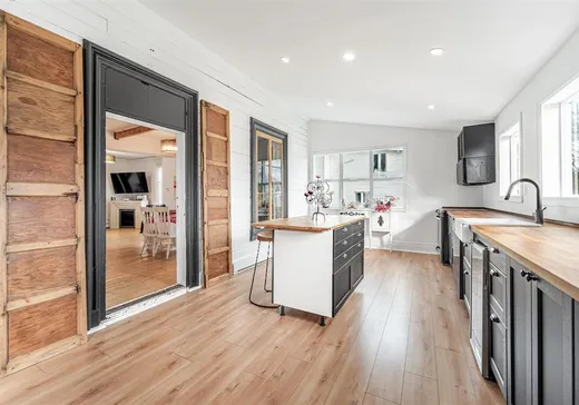 Maison à vendre - 8212 Av. Royale, Château-Richer, G0A 1N0