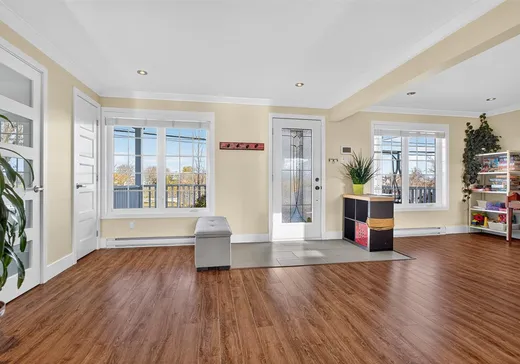 House for sale - 7120 Boul. des Mille-Îles, Laval (Laval-sur-le-lac), H7A 4B3