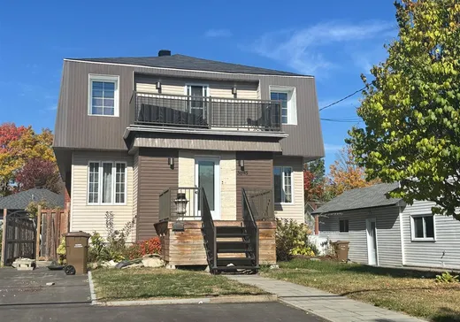 Two or more stories for sale - 3695 20e Rue, Laval (Laval-West), H7R2L7