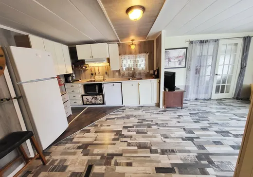 Maison à vendre - 2405 Ch. Lemire, Sherbrooke, J1H 0C5