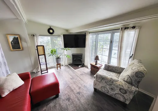 Maison à vendre - 2405 Ch. Lemire, Sherbrooke, J1H 0C5