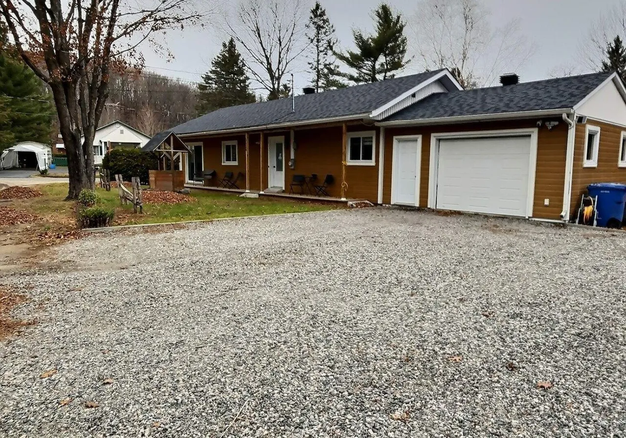 3528 Rue Mountainview — photo 1