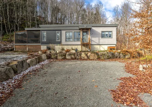 House for sale - 133 Rue de la Falaise, Sainte-Marguerite-du-Lac-Masson, J0T 1L0