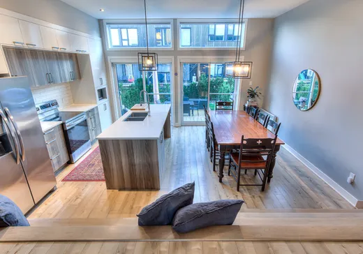 Maison à vendre - 339 Rue René-Lecavalier, Terrebonne, J6Y 0N5