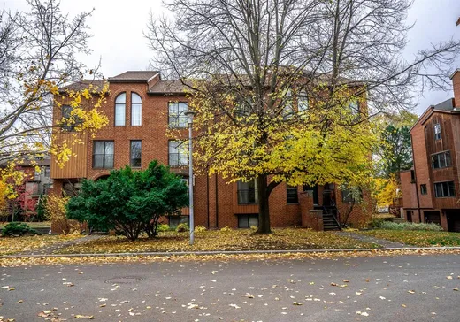 Condo à vendre - 258 Av. de Navarre, Saint-Lambert, J4S 1X7