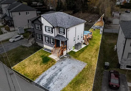 Maison à vendre - 1397 Rue Adélard-Dumas, Fleurimont, J1E 4M4