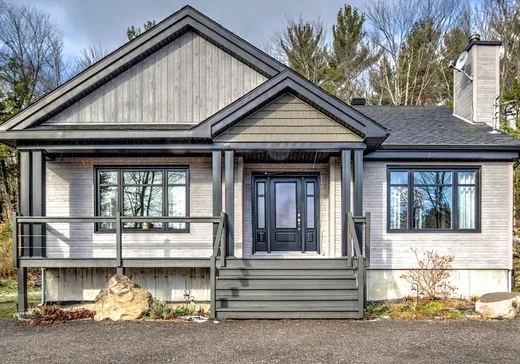 Maison à vendre - 134 Ch. Paquin, Ste-Anne-Des-Lacs, J0R 1B0