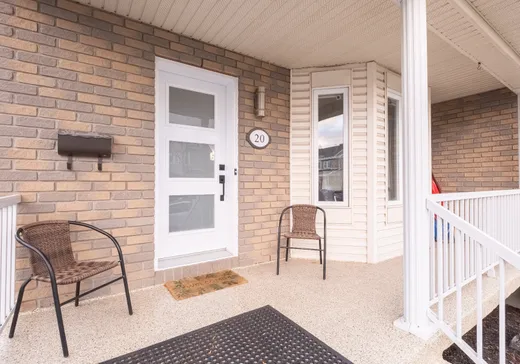 Maison à vendre - 20 Rue Trahan, Sainte-Thérèse, J7E 5V1
