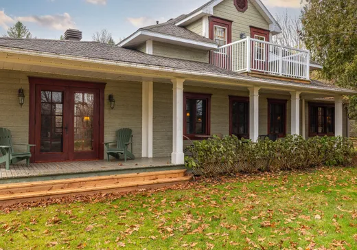 Maison à vendre - 420 Route 143, Richmond, J0B 2B0