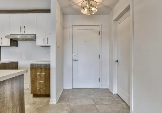 Condo à vendre - 3019 Boul. des Promenades, Sainte-Marthe-sur-le-Lac, J0N 1P0