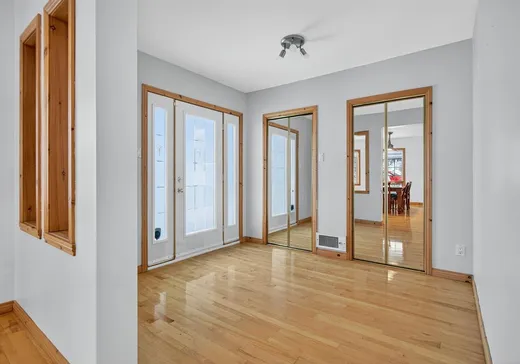 Maison à vendre - 5891 Rue Principale, Saint-Zenon, J0K 3N0