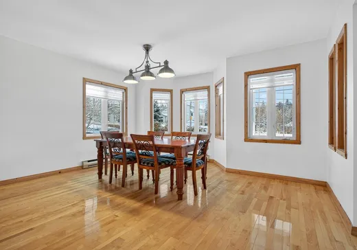 Maison à vendre - 5891 Rue Principale, Saint-Zenon, J0K 3N0