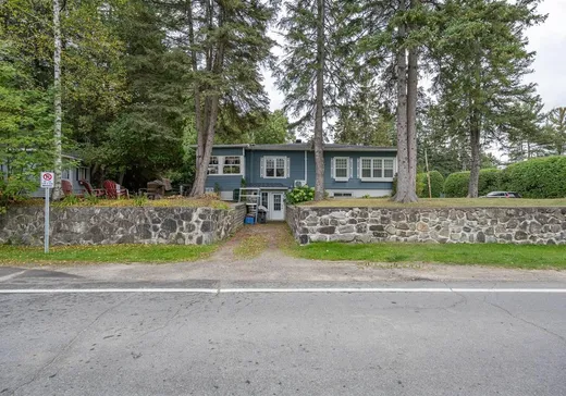 House for sale - 61 Av. Chartier, Saint-Sauveur, J0R 1R0