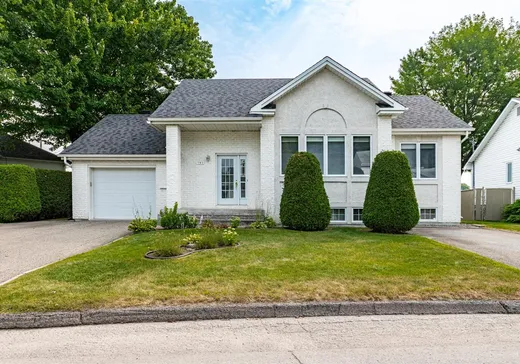 Bungalow à vendre - 793 Rue des Pinsons, Saint-Jérôme, J7Z6Y6