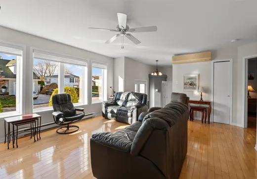 Maison à vendre - 793 Rue des Pinsons, Saint-Jérôme, J7Z 6Y6