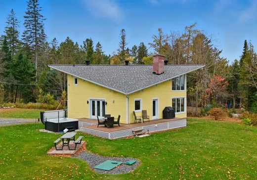 Maison à vendre - 938 Ch. Principal, Lac-Drolet, G0Y 1C0