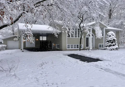 Bungalow for sale - 17 Rue Méthot, Warwick, J0A1M0