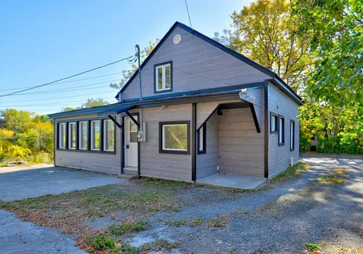 Maison à vendre - 270 Rue Ste-Angélique S., Joliette, J6E 5T2
