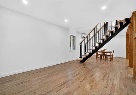 Maison à vendre - 4 Rue Labonté, Sainte-Thérèse, J7E 3N1