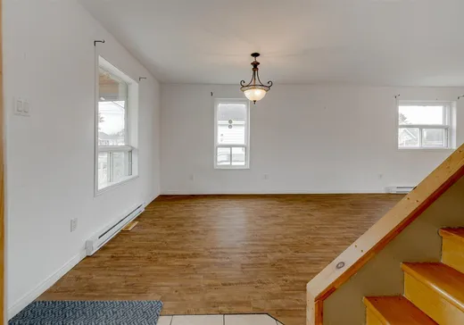 Maison à vendre - 240 Rue Rompré, St-Ubalde, G0A 4L0