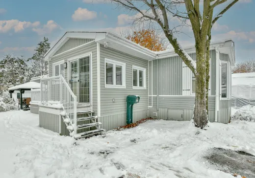 Maison à étages à vendre - 543 26e avenue du Domaine, Sainte-Marthe-sur-le-Lac, J0N1P0