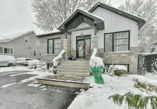 Maison à vendre - 17 17e Avenue, Sainte-Marthe-sur-le-Lac, J0N 1P0