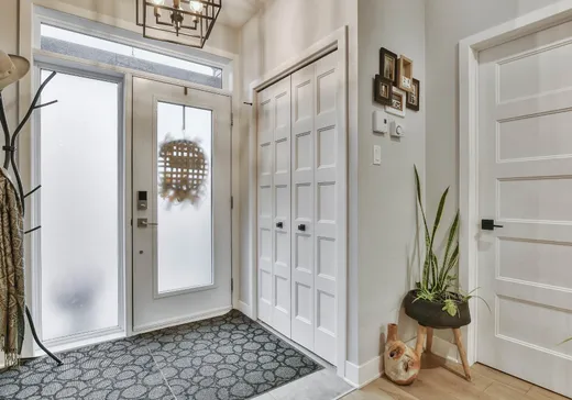 Maison à vendre - 17 17e Avenue, Sainte-Marthe-sur-le-Lac, J0N 1P0